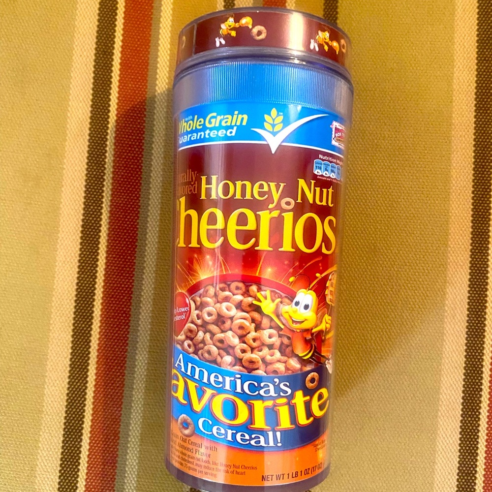 Honey Nut Cheerios Collectible cup with lid